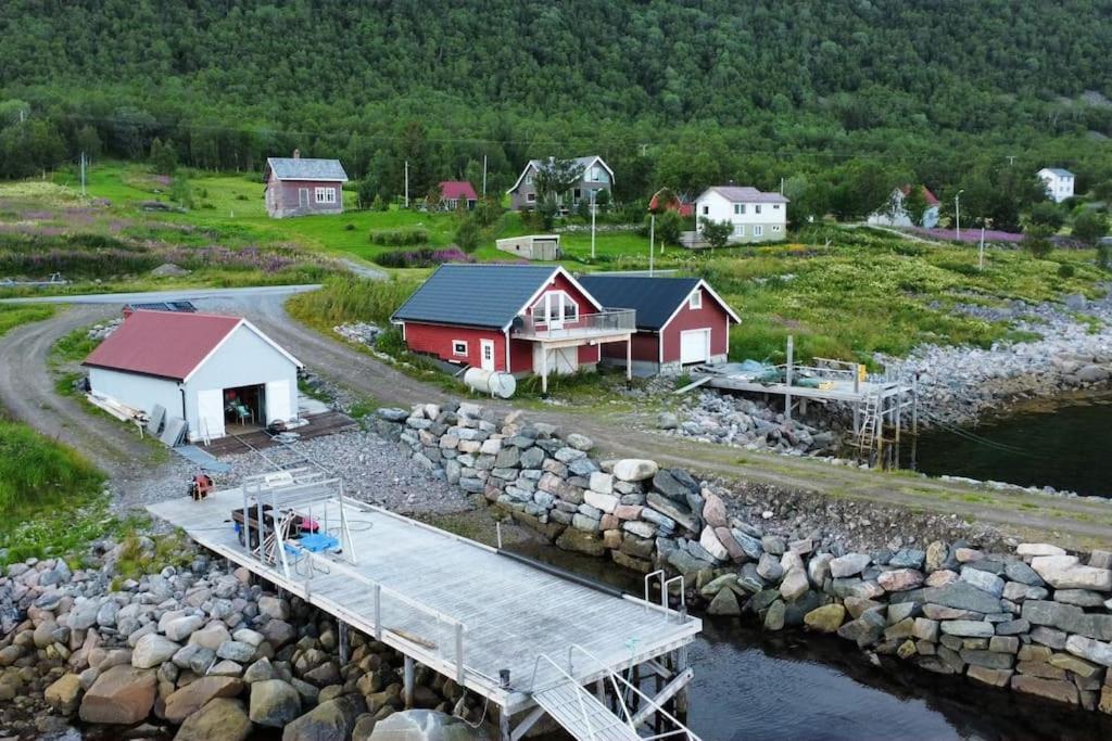 Leilighet I Rorbu Pa Kaldfarnes - Yttersia Senja Extérieur photo