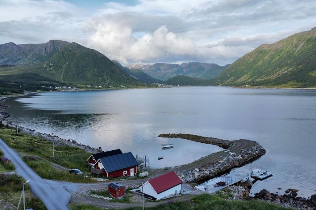 Leilighet I Rorbu Pa Kaldfarnes - Yttersia Senja Extérieur photo
